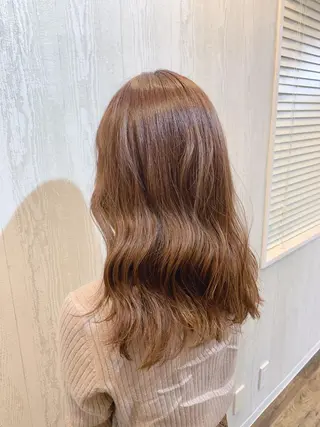 ミディアム カラー ヘアアレンジ HUENEST アカデミーサロンのヘアスタイル