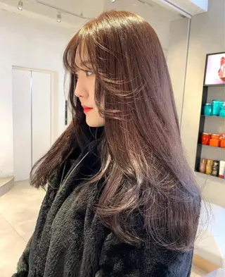 ロング カラー ヘアアレンジ レイヤーカット カノン🩷のヘアスタイル