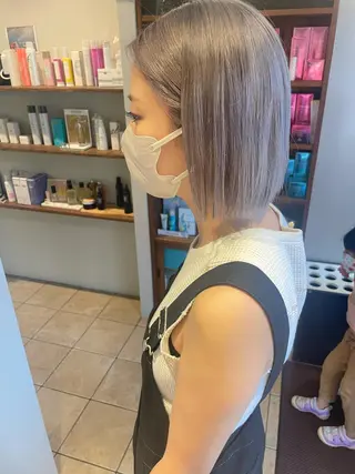 ミディアム カラー 渡辺 瑠美のヘアスタイル