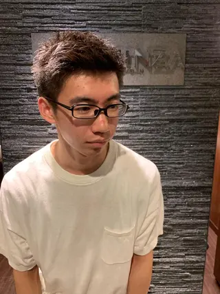 ショート HIRO GINZA 御徒町店所属・岡崎 海人のヘアスタイル