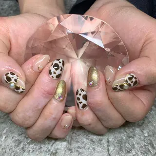 ネイル RuxuryNail ／RiAnnaのネイルデザイン