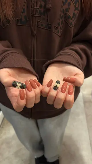 ネイル しおん⭐︎立川 sofaネイリストのネイルデザイン