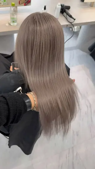 カラー VEGA天神 ブリーチのヘアスタイル