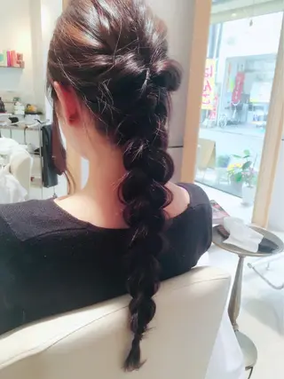 ヘアアレンジ 安永 涼のヘアスタイル
