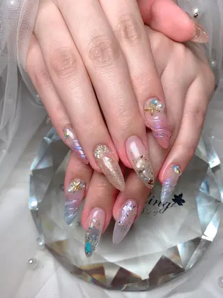 ネイル エンジェル ヒーリング 矢場町店のネイルデザイン