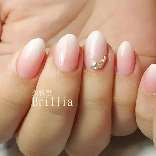 ネイル 柴田 彩のネイルデザイン