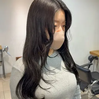 ロング カラー Lomalia もえかのヘアスタイル