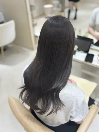 ロング カラー りほ/顔周りカット/ レイヤーカットのヘアスタイル