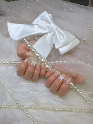 ネイル クイーンズネイル銀座所属・Queeens nailのネイルデザイン