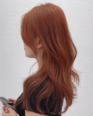 ロング カラー ヘアアレンジ 🌟🍒ハイトーン 韓国ヘア/ユウミのヘアスタイル