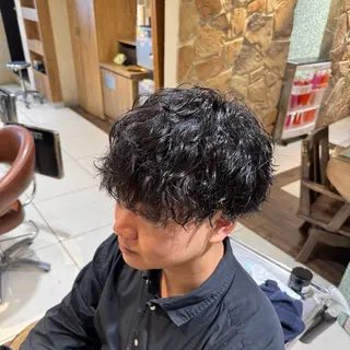 ショート カラー パーマ ヘアアレンジ メンズ シャドウパーマ 石見のヘアスタイル