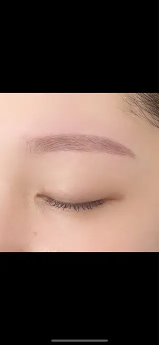 アイブロウ ecarg 大宮店のマツエク・マツパデザイン