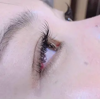 マツエク・マツパ Misora/ボブ/ レイヤー/艶カラーのヘアスタイル