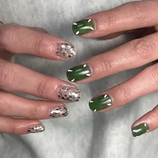 ネイル F. Lenaのネイルデザイン