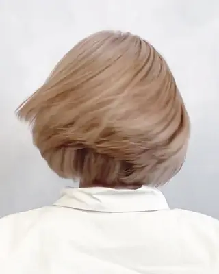 ショート カラー ハイトーン特化サロン 代表　中谷蓮のヘアスタイル