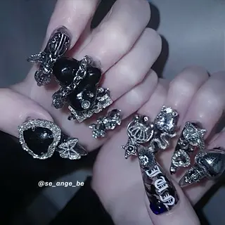 ネイル NOLIMIT.OSAKA所属・NOLIMIT Jr Nailistのネイルデザイン