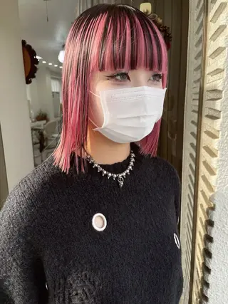 ミディアム カラー JIEN MIUのヘアスタイル