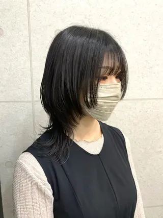 ミディアム レイヤー ハイトーン 暖色⭐︎KANAKOのヘアスタイル