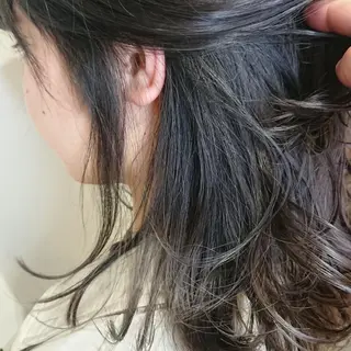 カラー ブリーチ/ヘアケア/ 艶髪/イギチハルのヘアスタイル