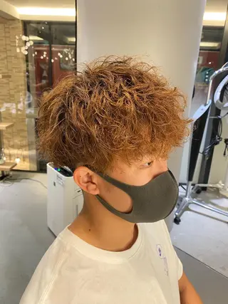 ショート カラー パーマ メンズ unopulir Vamos店所属・梅田茶屋町メンズ 専門美容師 山元一平のヘアスタイル