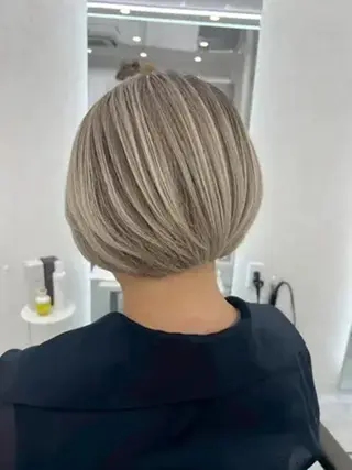 ショート カラー 女性専用サロン梅田 髪質改善カラーakiのヘアスタイル