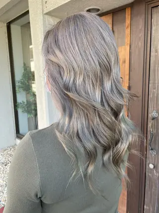 セミロング 🌝秦 美羽🌝のヘアスタイル