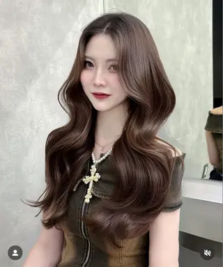 ロング カラー MAEUL NAGOYA所属・⛓ワンホンレイヤー 🥀🖤/あいりのヘアスタイル