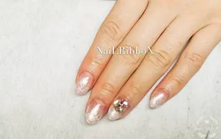 ネイル ネイルリボン 伊藤のネイルデザイン