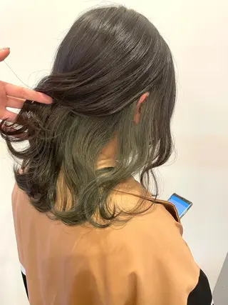 ミディアム カラー カノエ 乃木店のヘアスタイル