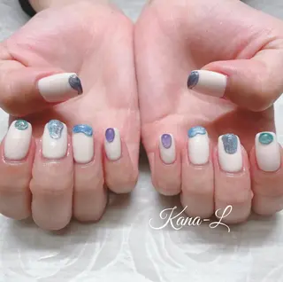 カラー ネイル 芦辺 香奈のネイルデザイン