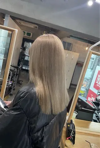 ミディアム カラー ROBIN所属・指名数No.1 /NAOYAのヘアスタイル