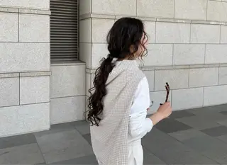 カラー ウエチ モモカのヘアスタイル