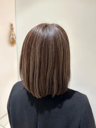 ショート カラー ヘアアレンジ タイトボブ個性派カラ ーAKANEのヘアスタイル