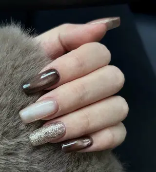 ネイル 秋吉 真寿美のネイルデザイン