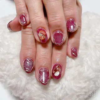 ネイル The Best Beauty受付担当のヘアスタイル