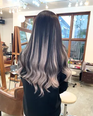 尾崎 弘和のヘアスタイル