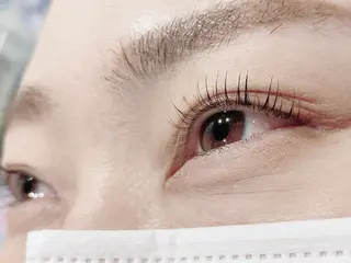 マツエク・マツパ moon eye所属・アイラッシュサロン moon eyeのマツエク・マツパデザイン