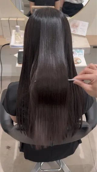 ロング 髪質改善カラー白鷺駅 中嶋晴斗のヘアスタイル