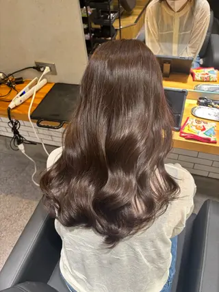ロング カラー CREAR所属・フジモト カリンのヘアスタイル