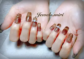 ネイル Jewels nail lily 白楽所属・ネイルサロン Jewels Mのネイルデザイン