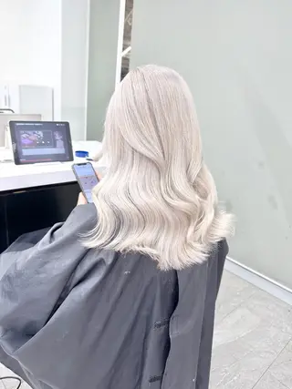 ミディアム パーマ ❄️💛エクステ ブリーチ❄️yukiのヘアスタイル