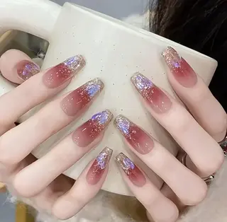 ネイル Queens PUPUのネイルデザイン