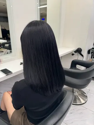 セミロング 艶カラー美髪縮毛矯正 /髪質改善✨️ユウキのヘアスタイル