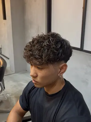 ショート パーマ メンズ 🇺🇸外国人風ヘア 💈N.Yuto💈のヘアスタイル