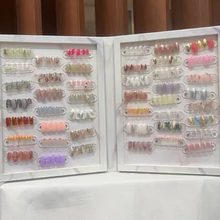 ネイル BeautySalonMIYAVI所属・浅草MIYAVI クミのネイルデザイン