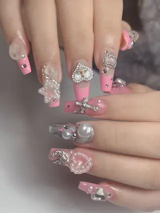 ネイル Nail Salon L'arc所属・💊大阪/心斎橋 moni🧠のネイルデザイン