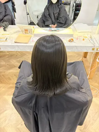 ミディアム カラー 須永 さくらのヘアスタイル