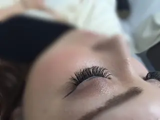 マツエク・マツパ EMANON所属・furuya yukaのマツエク・マツパデザイン