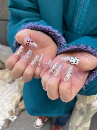 ネイル ∴Sanae. ∴ トータルビューティーのマツエク・マツパデザイン