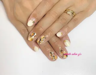 ネイル y' sのネイルデザイン